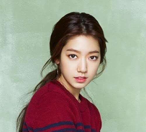 #林允儿#娱乐圈那些欣赏不来的神颜,林允儿李知恩真的不美