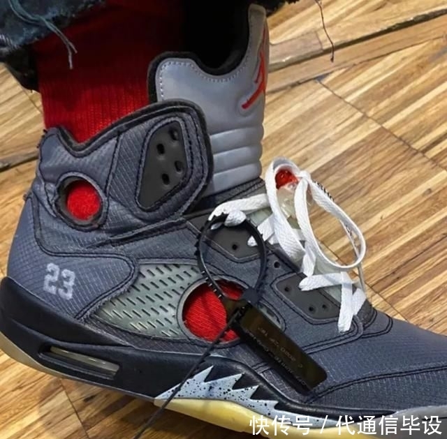 『联名』2020秋冬时装周联名球鞋大放出!看看有没有你的菜?