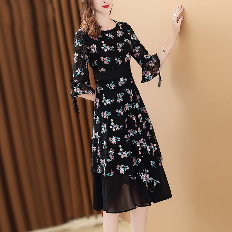 欧货裙昨天上新了，虽然小贵，却洋气时尚，让你气质优雅女神范