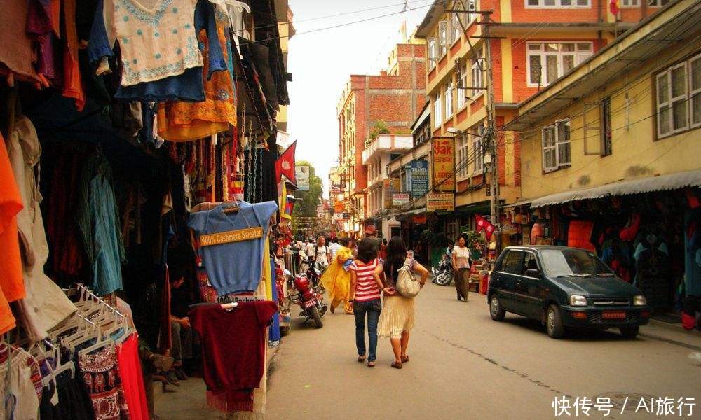 又一张贴中文字报的国家，欢迎中国游客的到来，专为国人设计！