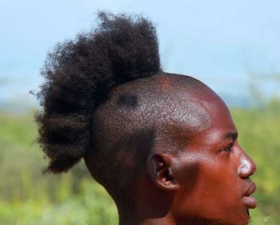 实拍非洲人喜欢的发型，一个发型想3年，洗头要一天