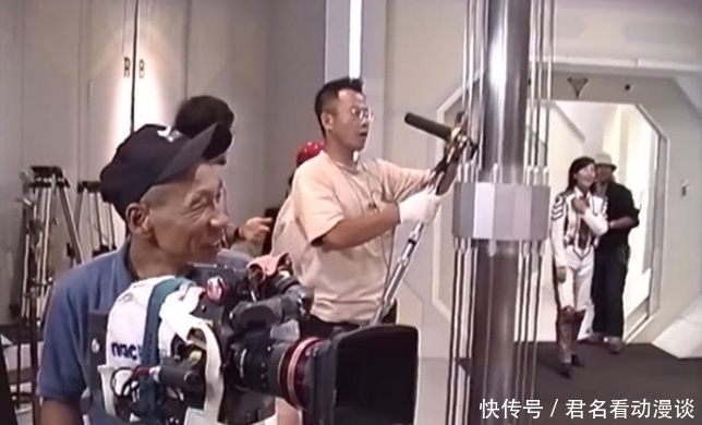 迪迦:TPC总部的门是自动的?看到幕后,网友