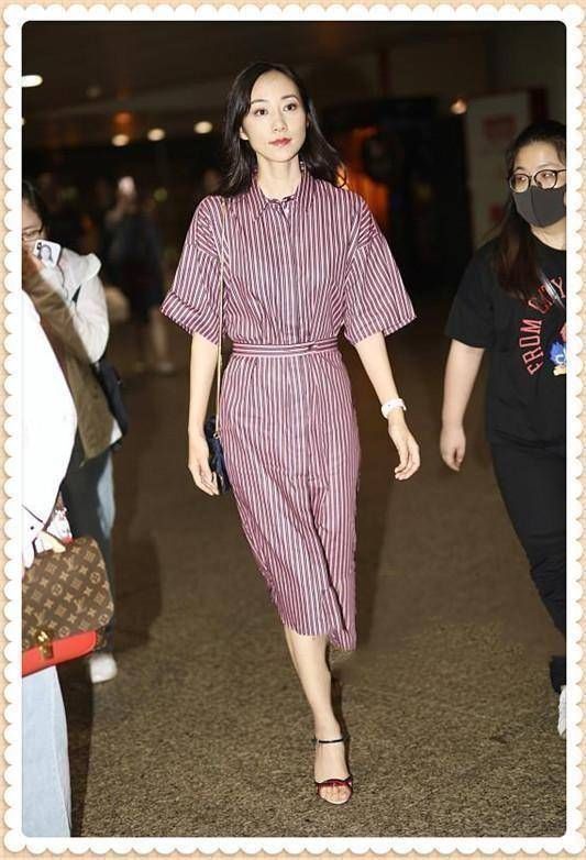 韩雪太强了!睡裙开个叉就变礼服裙，网友:恐怕刘雯都没有这实力