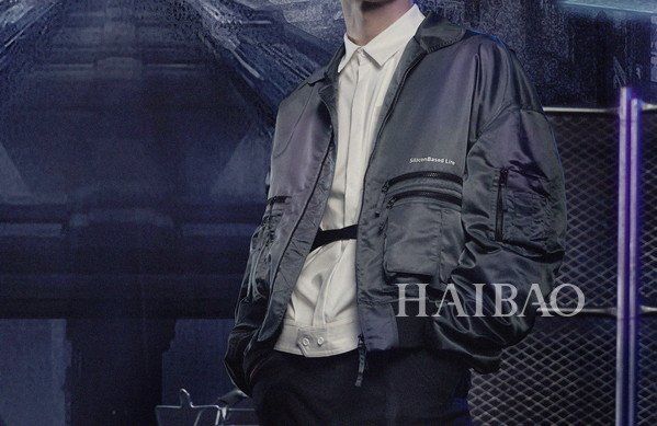 硅基生物2018秋冬系列lookbook:“月之暗面”