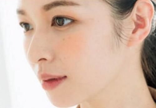 『看起来』和这个春天来场约会 | 2020 春日妆容再不画就只等明年了