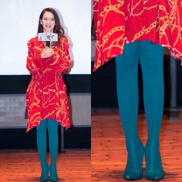 蔡依林把鞋子当裤子穿，没想到李宇春更会玩，高跟鞋套进丝袜里穿