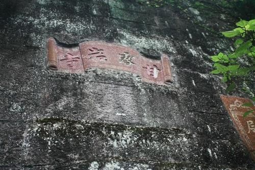 中国千年古寺，一根柱支撑整座寺庙，日本建筑师三次来中国学习