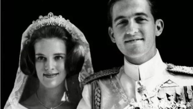 王上位没几天就被赶下台,流亡在外再次回国,举