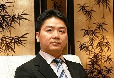 京东CEO刘强东给村里老师发工资,不低于1万每