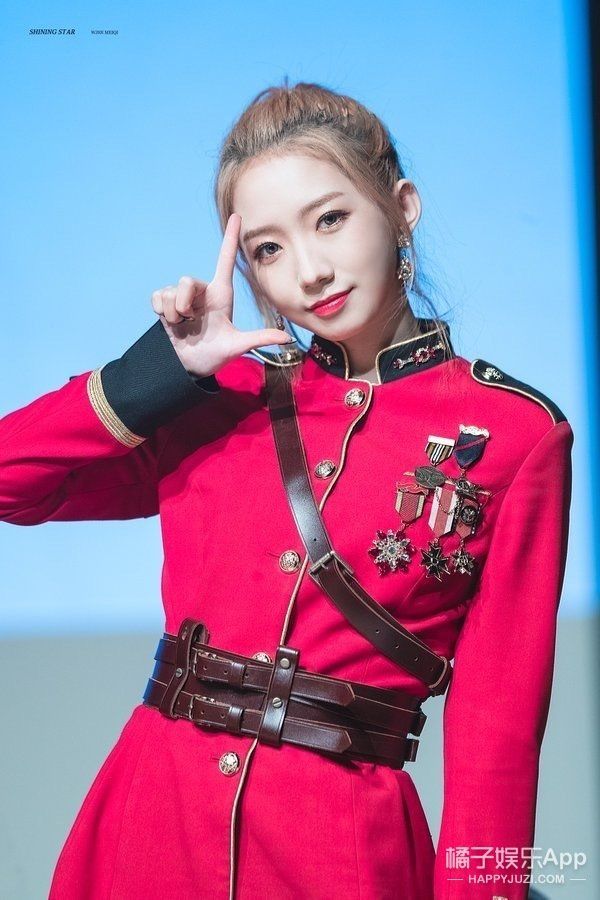 素颜和上妆判若两人，101女孩真不打算出个美妆教程吗?