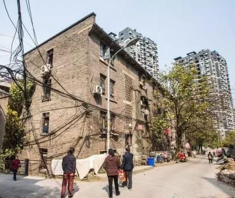 重庆这家兵工厂，亚洲最大的步枪制造厂，今老建筑破败，让人伤感