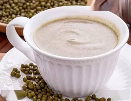  「蜂蜜面膜」睡前抹点这个，3天让你年轻10岁，很多人都不知道 !