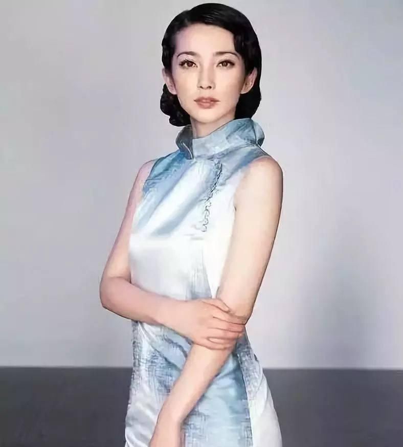 穿旗袍最美的女明星，刘涛宋茜上榜，宋轶被称新一代“旗袍女王”