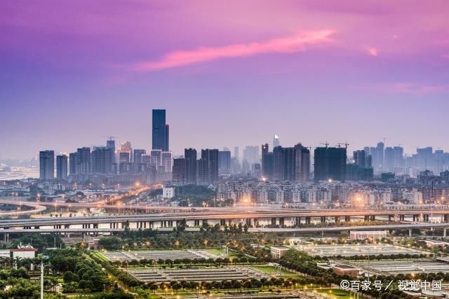 广东江苏超9万亿，福建2019或连超湖南河北，2018十大经济省出炉