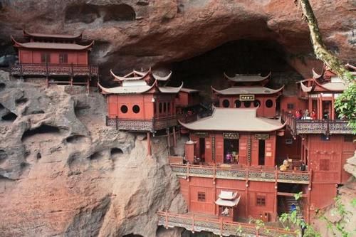 中国千年古寺，一根柱支撑整座寺庙，日本建筑师三次来中国学习