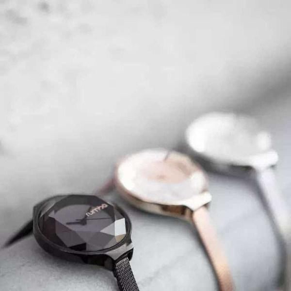 谁说手表越贵越好?这4个千元小众品牌简直时髦到飞起!