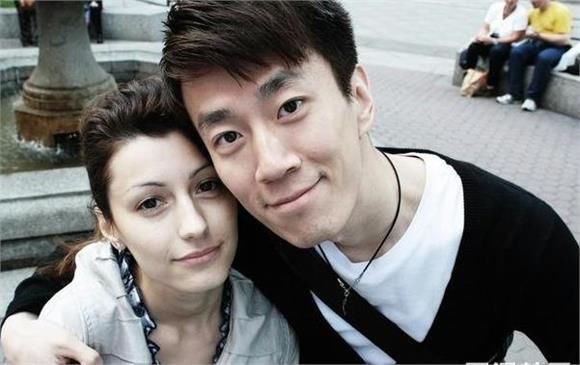 这些娶到外国美女的中国男人，哪个最帅?