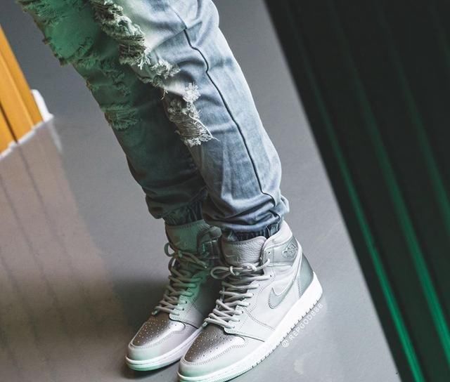  『回归』超限量「日本限定」Air Jordan 1 七月回归，实物上脚曝光