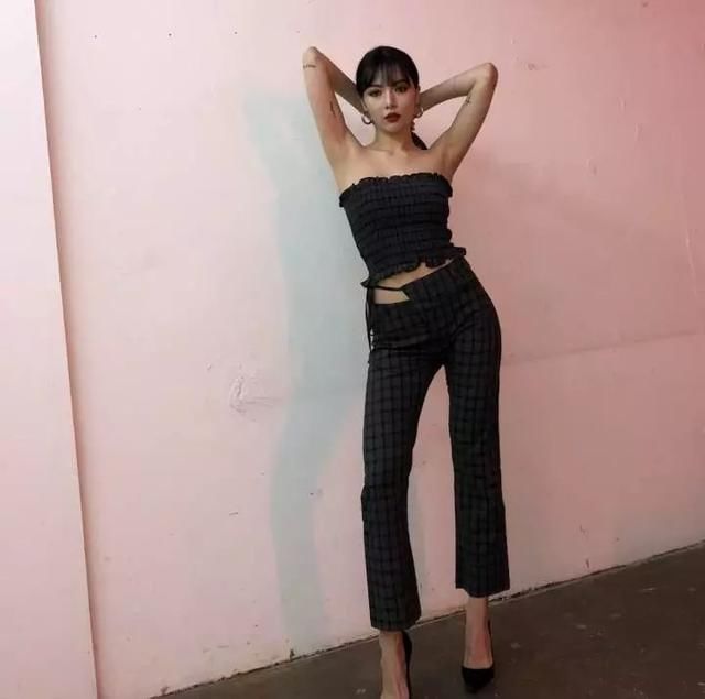 泫雅宣美比性感谁赢了？对不起这题超纲了！