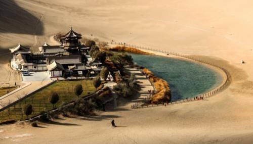 敦煌莫高窟12月开始门票半价,精美壁画,风沙侵蚀严重,再不去就