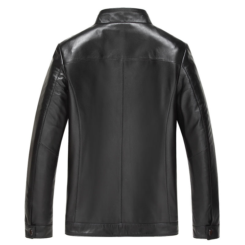 今年流行的“皮夹克”，果然不同凡响，51岁老公穿了拍案叫绝