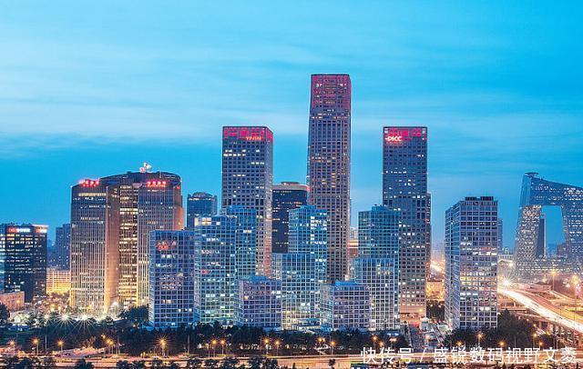  「力压」中国最新城市榜单来袭：武汉险胜成都位列第五，南京力