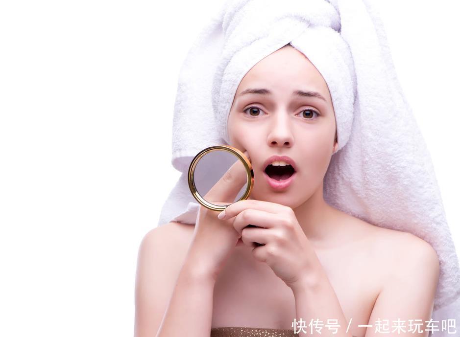 『 皮肤』坚持一个月, 皮肤满满的胶原蛋白,女人睡前抹一便宜小物,