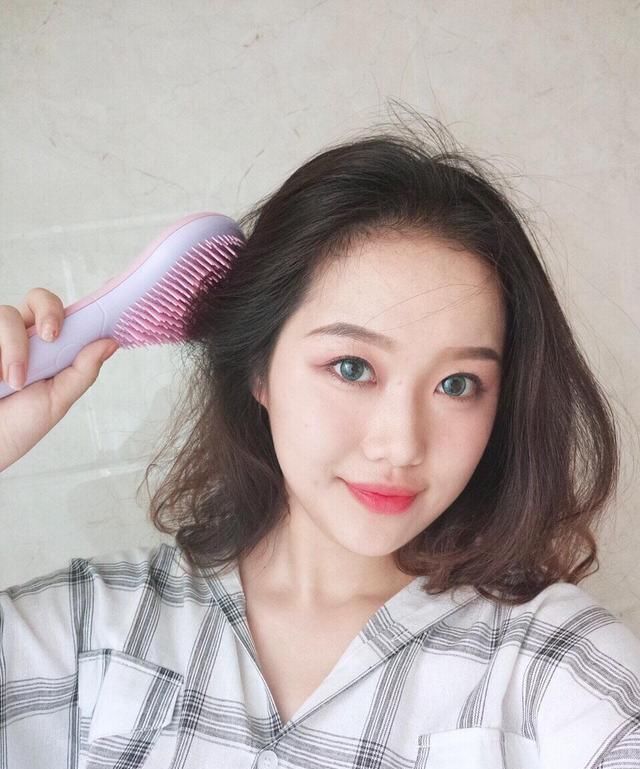  发际■发际线高该怎么办？教你剪遮住发髻线的刘海儿，一瞬间长相都变大了！