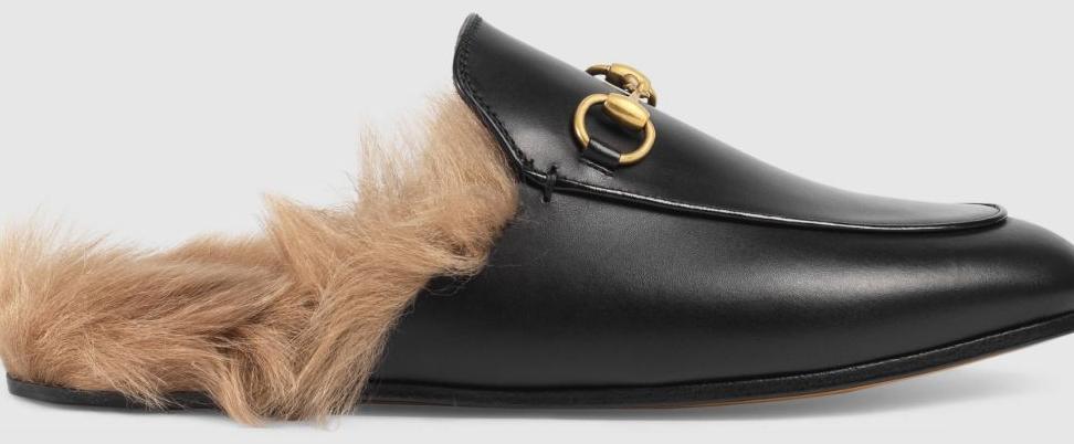 窦靖童周迅忘年交同框，同款搪瓷杯要不要来一只？