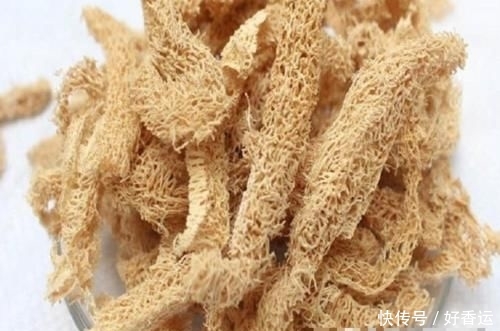 「用来」丝瓜络用来洗碗可惜了,放开水里烫一烫,还有厉害作用,太棒了