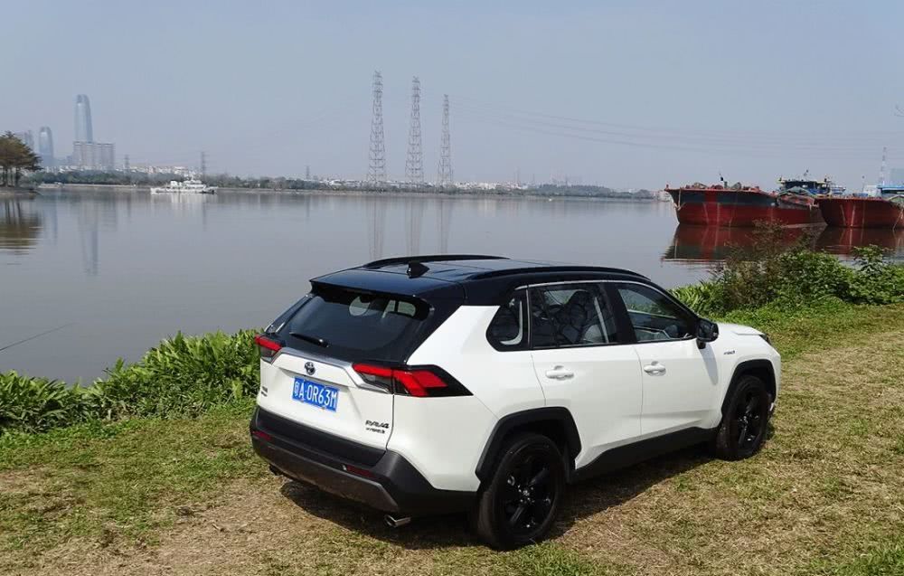  「全新一代」试驾一汽丰田全新 RAV4 荣放