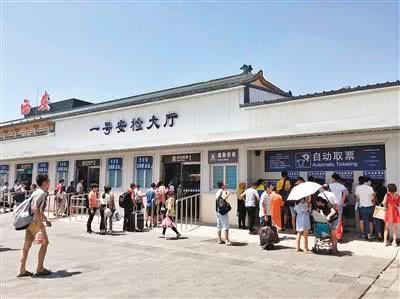 去西安旅游，历史古迹众多，却有一点让人心烦，本地人都吐槽！