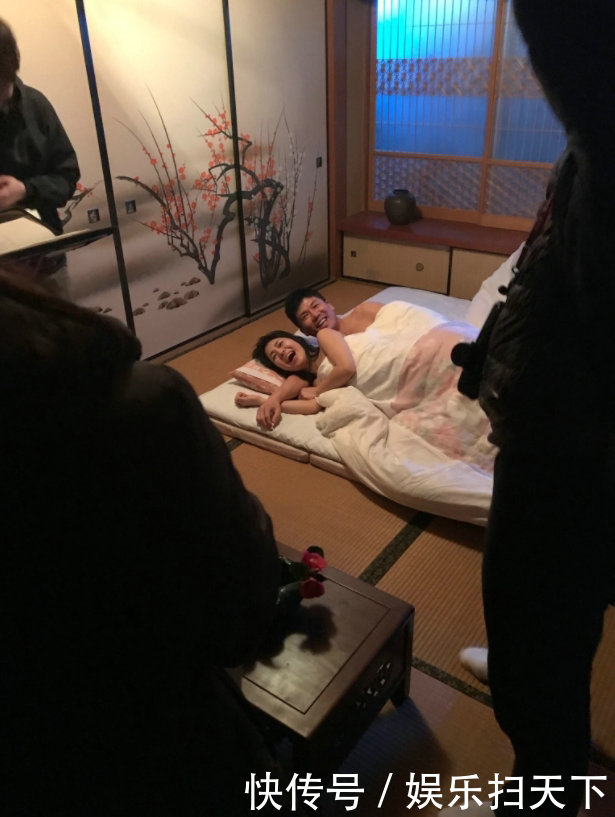 苍井空肉搏照曝光 裸上身重操旧业再展床技 雪花新闻 苍井空肉搏照曝光 裸上身重操旧业再展床技 雪花新闻