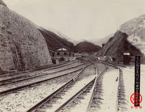  【官服】清末老照片：京张铁路修筑现场，詹天佑穿官服亮相