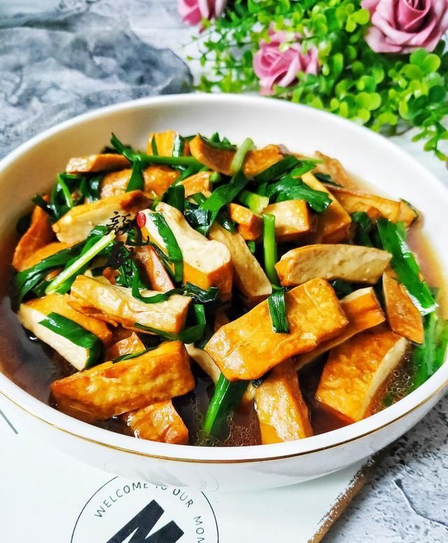  [不吃]2月宁可不吃肉，也要吃这菜，简单炒一炒，却比吃肉过瘾！
