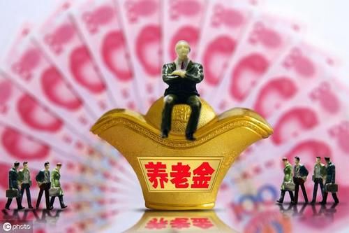 「个人账户」社保每年缴费10000元，交15年，退休后每月养老金多
