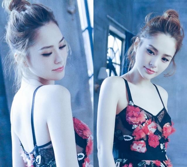 阿娇太狠了！这么小的长靴也要硬塞进去，网友：胯下两根擎天柱！