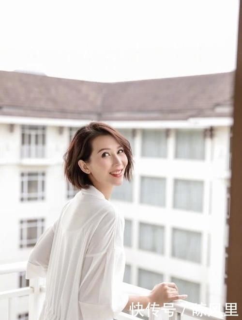  『奔四』奔三奔四的女人，最好少留这3种显老发型，多尝试另外3种减龄款