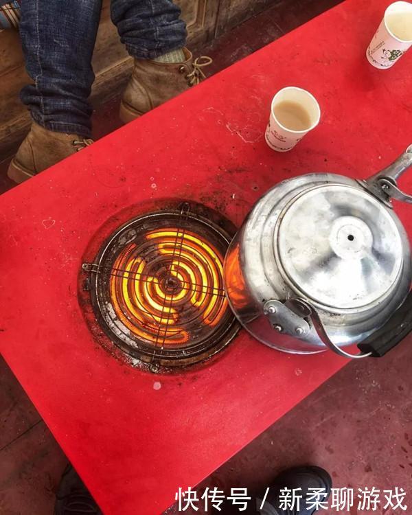 你的宝马标志是不是贴上去的？