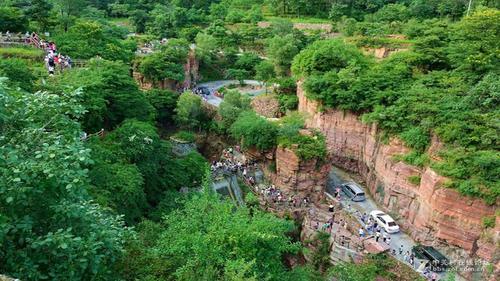 我国最“离谱”的景点，把游客当猪宰，游客：再也不会去了