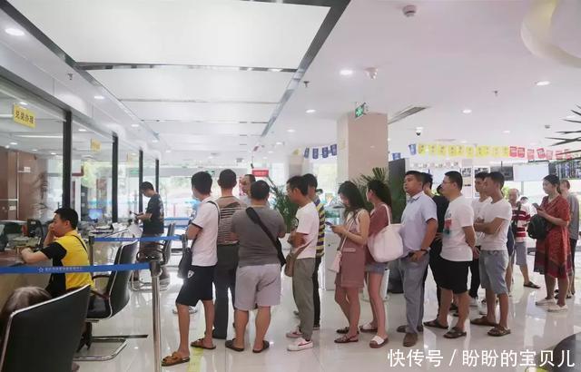 世界杯法国夺冠 重庆彩民玩竞彩赢大了:兑奖要