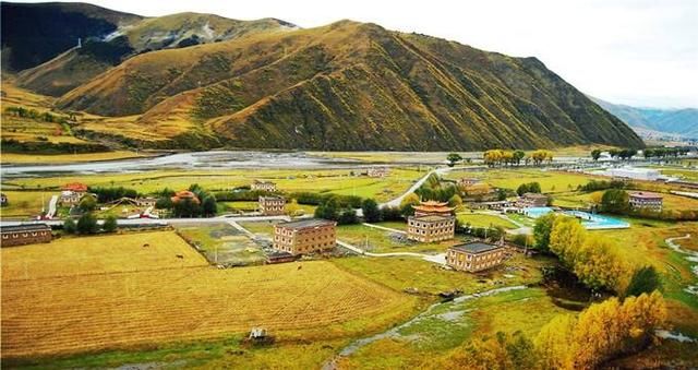 恍如置身画中、摄影家的天堂，四川甘孜新都桥