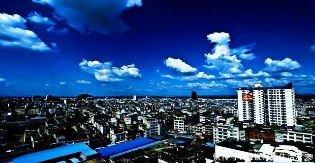  「伏波」广西南宁最大的县，比1个北海还大，相当于0.3个钦州