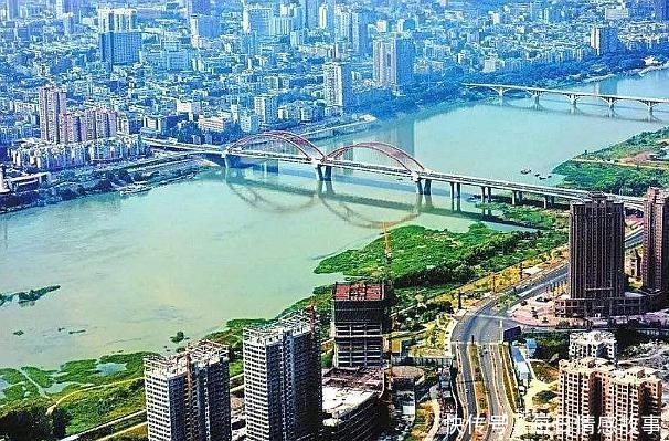 四川这座不起眼的小城，被千亿高铁项目砸中，将迎来华丽蜕变