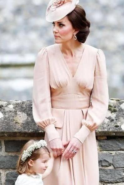 凯特王妃有多美? 优雅大气、惊艳世人, 难怪威廉王子倾心不已