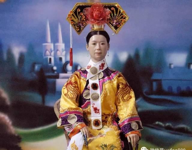  「慈禧太后」慈禧一生只写了一首诗，诗的水平不行却流传至今，其中一句还成为千古名句
