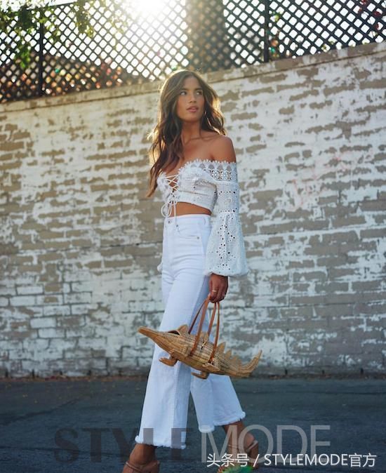 “一字带”凉鞋修身又凉快，赶快穿起来！