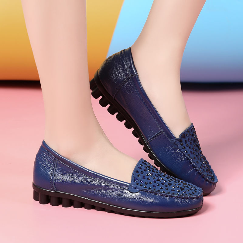 聪明的女人不穿高跟鞋，这些妈妈鞋时尚不累，比穿高跟行走更舒心