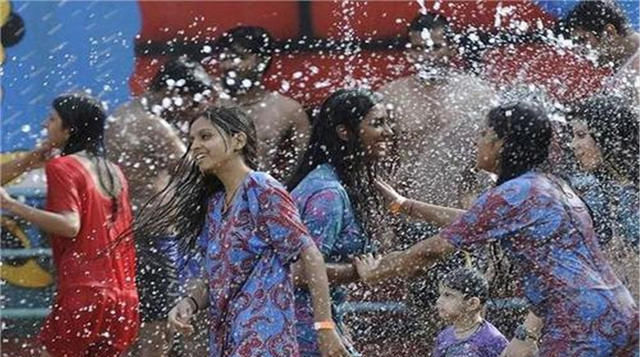  [求生]高温50度的印度，他们是如何“求生”的?贫富差距更是天差