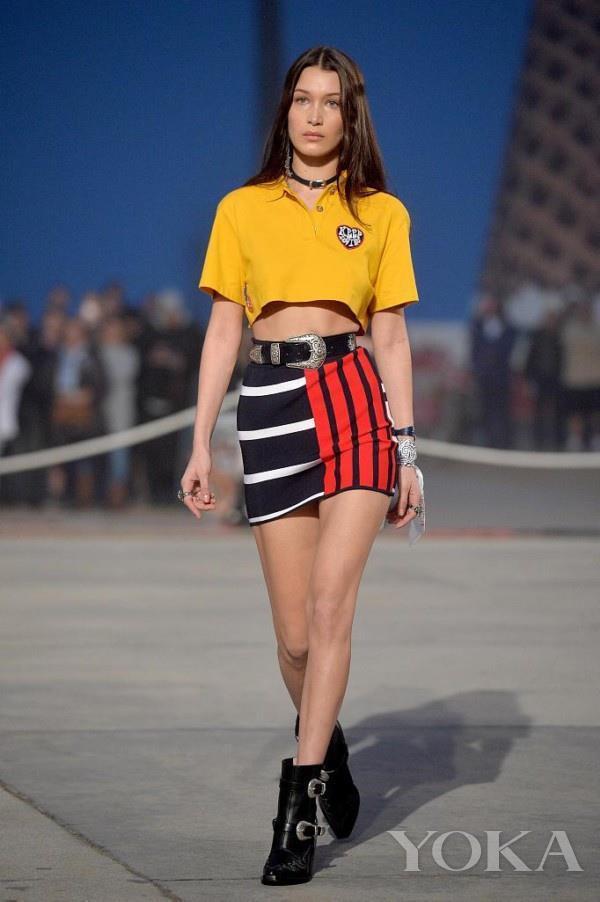 小个子女生条纹装让你显高显瘦 原来全是优点！